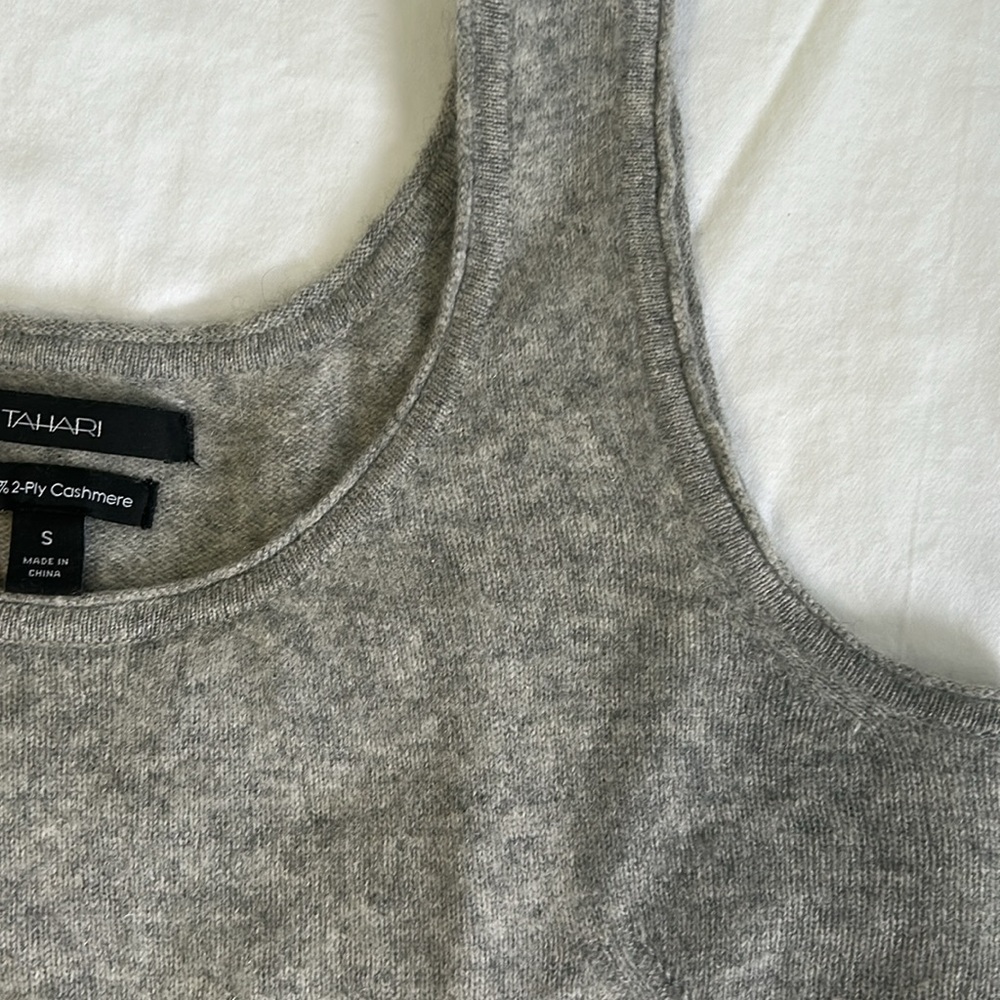 100% cashmere 2-ply TAHARI Vest - Picture 3 of 6